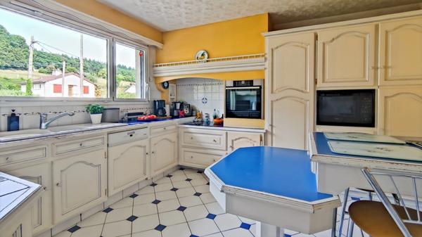 Maison de Caractère 246 m² - Vue Exceptionnelle - Entre Forêt et Rivière