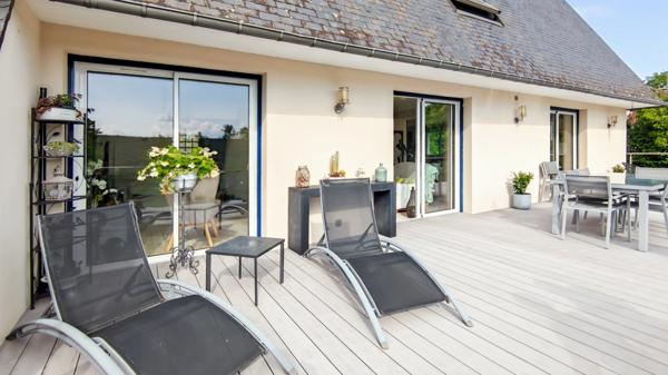 Maison de Caractère 246 m² - Vue Exceptionnelle - Entre Forêt et Rivière