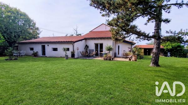 Maison à vendre 7 pièces 190 m² Saint-Just-Saint-Rambert