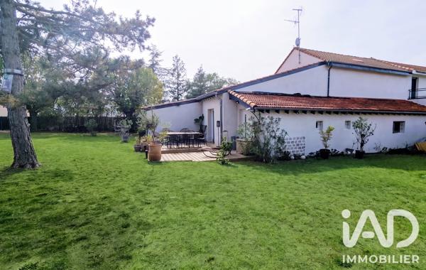 Maison à vendre 7 pièces 190 m² Saint-Just-Saint-Rambert