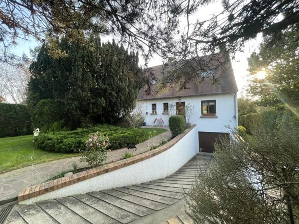 Vente Maison 8 pièces 181 m2 à Étiolles