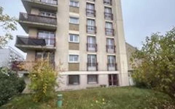 Appartement à vendre    1 pièce • 34 m2 Montreuil