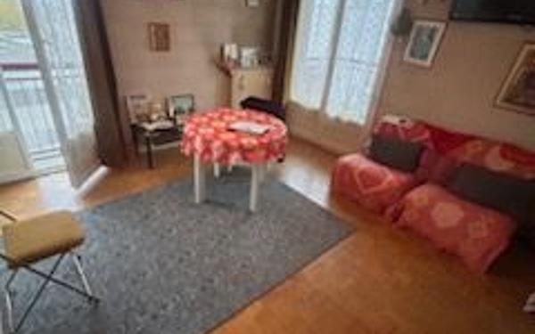 Appartement à vendre    1 pièce • 34 m2 Montreuil