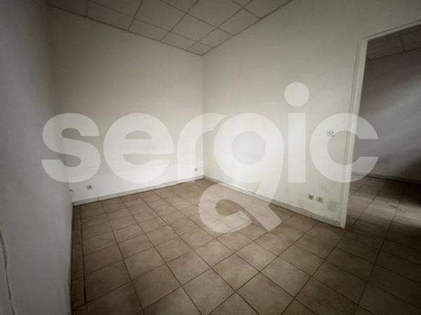 Location Bureau 502 60280 Clairoix 43 0129 01 0013
