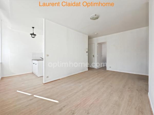 IMMEUBLE SAINT QUENTIN 13 PCES ENV.232M2