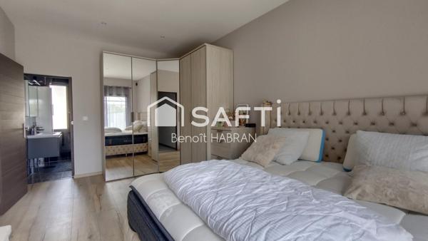 Maison 193m2, 8 pièces 5 chambres, piscine chauffée