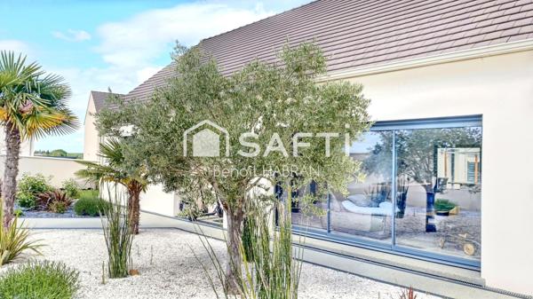 Maison 193m2, 8 pièces 5 chambres, piscine chauffée