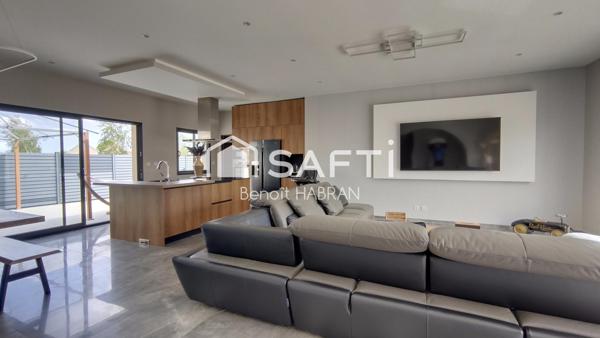 Maison 193m2, 8 pièces 5 chambres, piscine chauffée