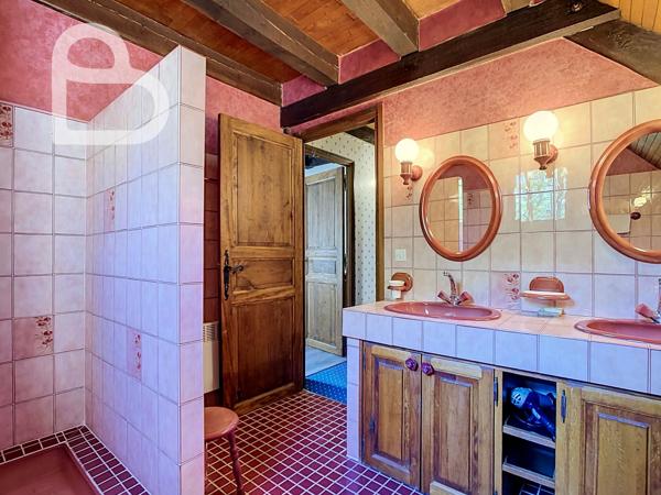 Maison avec gîte et piscine à deux pas de Catus