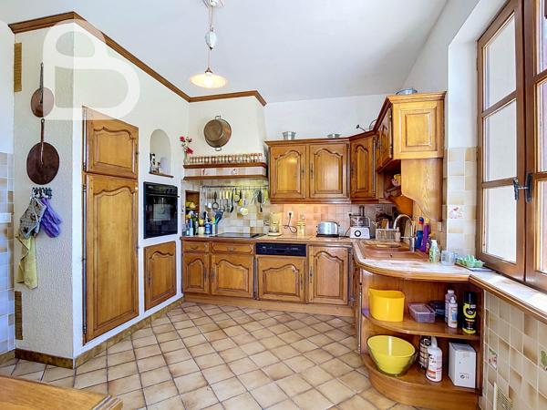 Maison avec gîte et piscine à deux pas de Catus