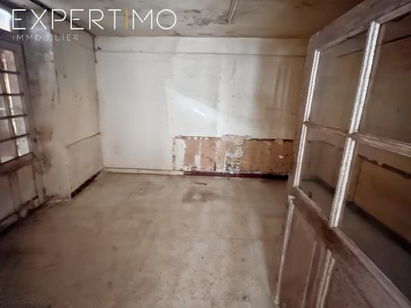 Angerville (91670) Opportunité pour investisseur à 10 mns d'Etampes ! Maison avec appartement et local professionnel