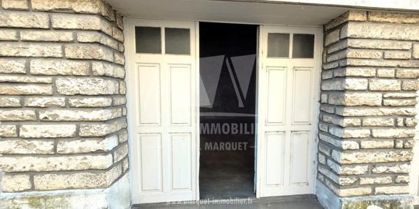 ANGOULEME - GARAGE POUR VEHICULE ENVIRON 22 m²