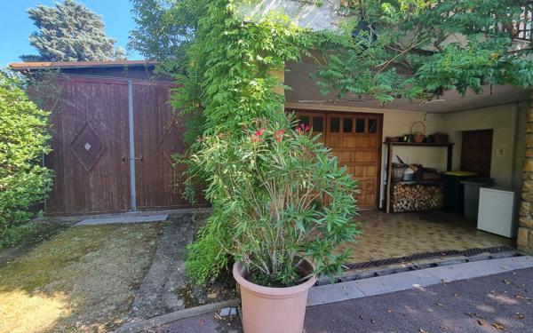 Maison à vendre    6 pièces •  Fontaines-sur-Saône