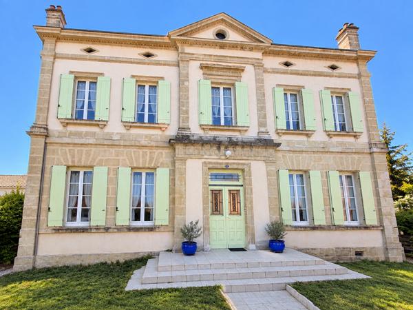 Maison bourgeoise en pierre entièrement rénovée avec piscine, garage et jardin Détails des diagnostics énergétiques