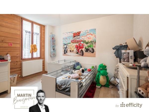 Appartement 3 pièces - 195 m² Exclusivité efficity
