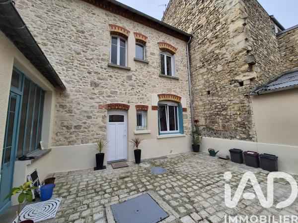 Immeuble à vendre 200 m² Fismes