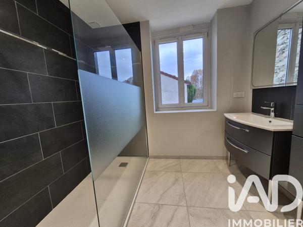 Immeuble à vendre 200 m² Fismes