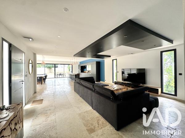 Maison à vendre 5 pièces 213 m² Générac