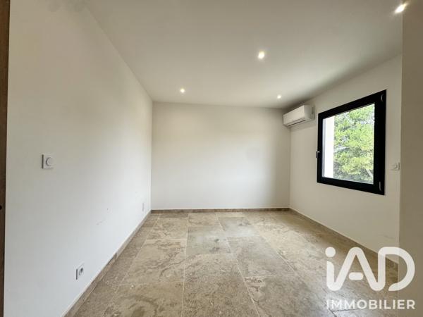 Maison à vendre 5 pièces 213 m² Générac