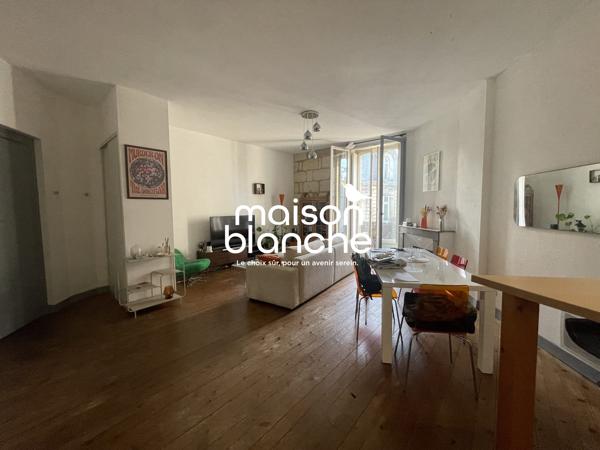 BORDEAUX CENTRE – QUAI RICHELIEU -  Appt T3 avec balcon