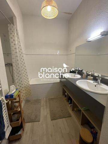 BORDEAUX CENTRE – QUAI RICHELIEU -  Appt T3 avec balcon