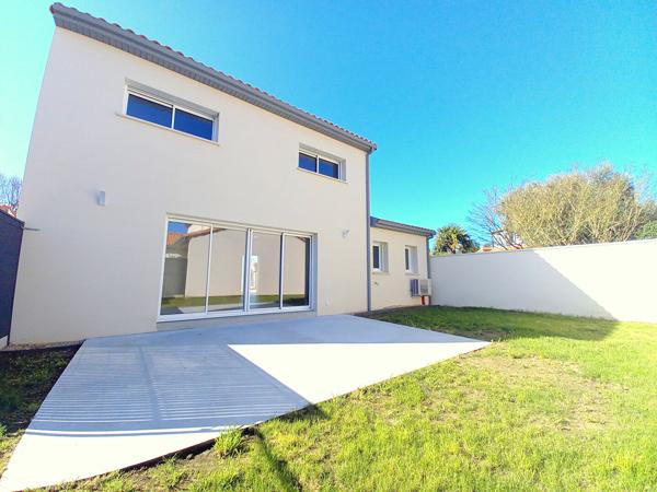 Maison récente contemporaine - 110m² -  5 pièces - Saint Julien De Concelles