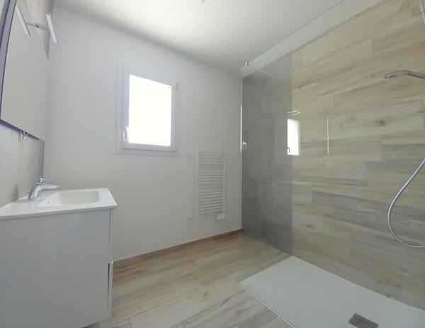Maison récente contemporaine - 110m² -  5 pièces - Saint Julien De Concelles