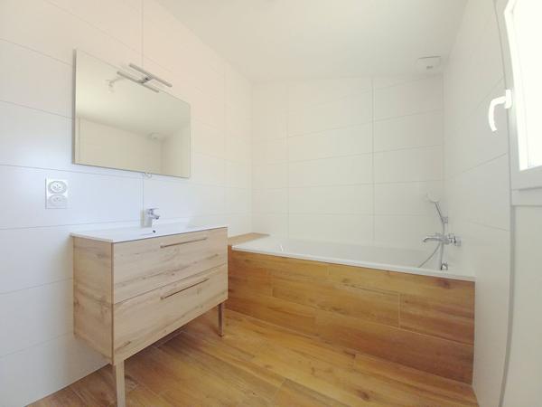 Maison récente contemporaine - 110m² -  5 pièces - Saint Julien De Concelles