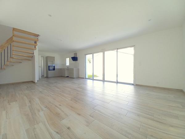 Maison récente contemporaine - 110m² -  5 pièces - Saint Julien De Concelles