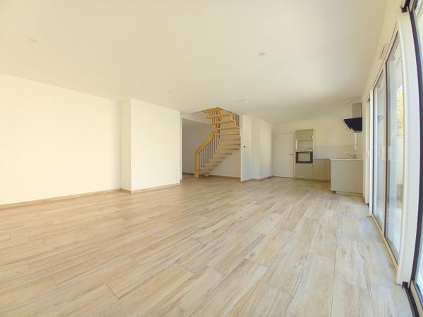 Maison récente contemporaine - 110m² -  5 pièces - Saint Julien De Concelles
