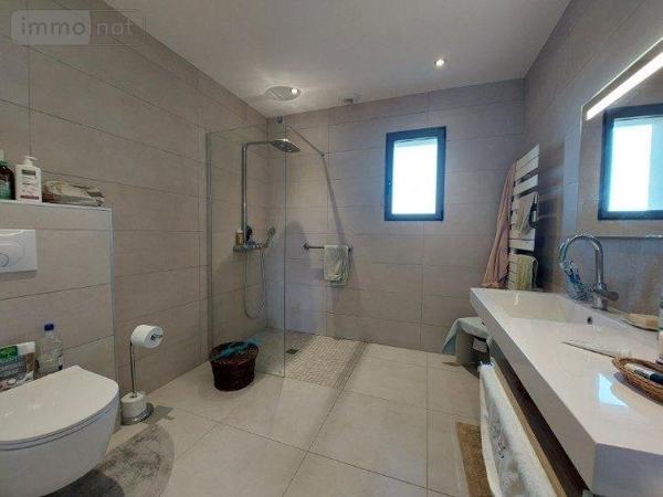 Maison à vendre à Saint-Pair-sur-Mer dans la Manche (50380), ref : VM3698-50026