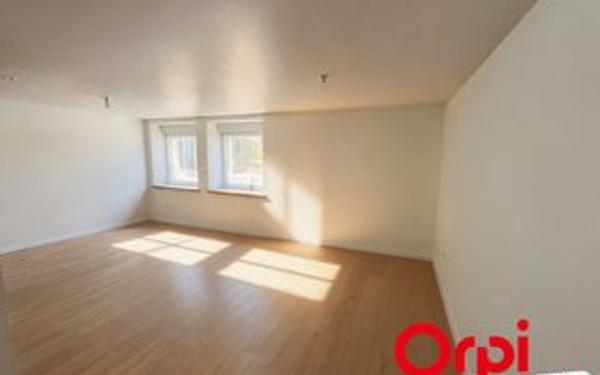 Appartement à louer    2 pièces • 60 m2 Cornimont