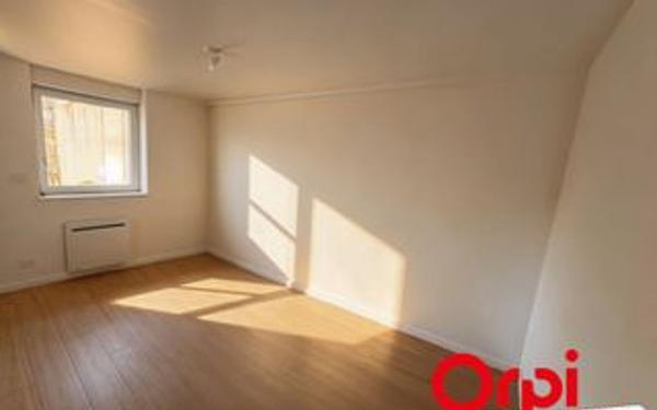 Appartement à louer    2 pièces • 60 m2 Cornimont