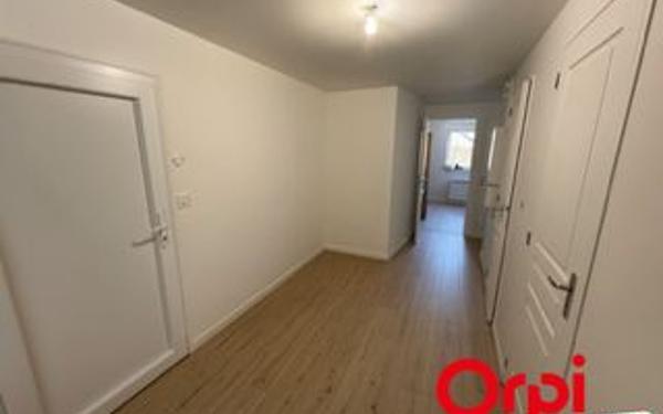 Appartement à louer    2 pièces • 60 m2 Cornimont