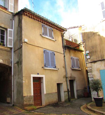 Cabasse (83340) EXCLUSIVITÉ – INVESTISSEMENT À FORT POTENTIEL !