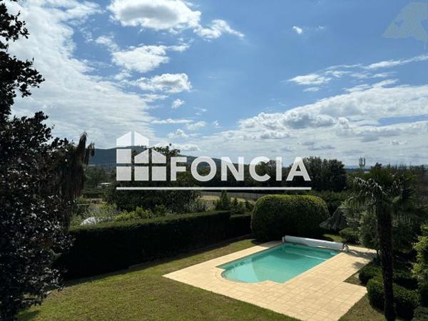 Location Maison 8 pièces 281 m² - 50 LE CLOS DE GENETS Genay 69730