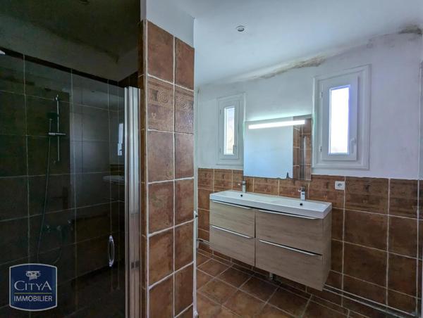 Maison à louer 4 pièces 113.81m² Verzeille (11250)