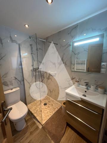 Maison 8 pièces 205.71 m2