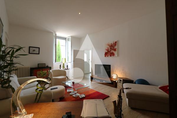 Maison 8 pièces 205.71 m2