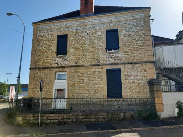 MAGNIFIQUE MAISON EN PIERRE DIVISÉE EN 3 APPARTEMENTS