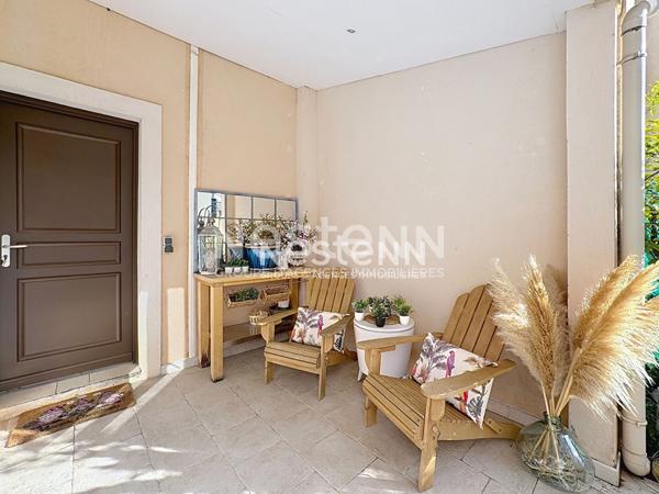 Villa 4 pièces dans domaine privé avec jardin plein Sud et garage