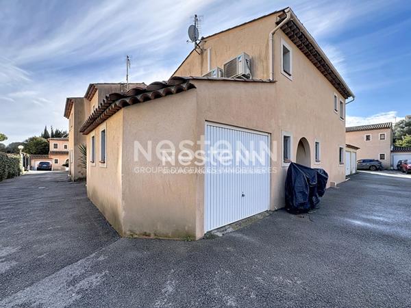 Villa 4 pièces dans domaine privé avec jardin plein Sud et garage