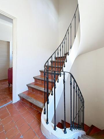 Gigondas (84190) GIGONDAS - BELLE MAISON DE CARACTERE . COUP DE COEUR GARANTI !