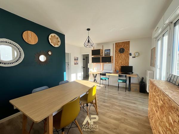 Appartement La Rochelle 4 pièce(s) 78 m2 €358 000 ** - Référence AM665