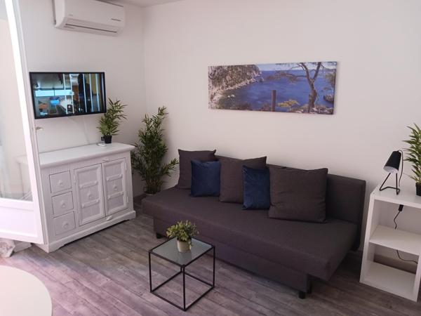 BORMES LES MIMOSAS STUDIO MEUBLE PROCHE MER