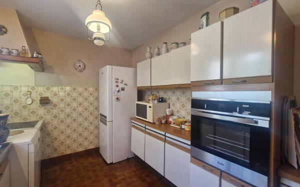 Maison à vendre    6 pièces • 177,24 m2 Villeneuve-lès-Avignon