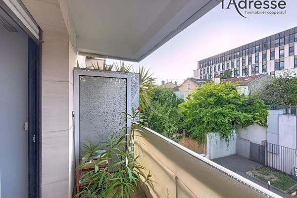 Suresnes - 2 pièces 50m² avec balcons, cave et parking