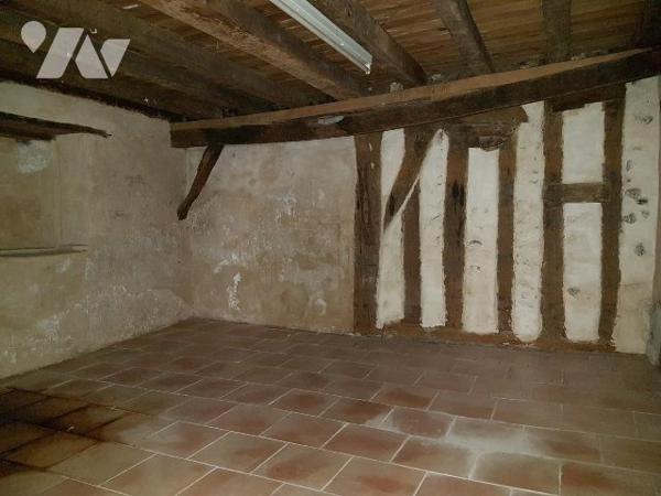 MAISON AVEC DEUX LOGEMENTS