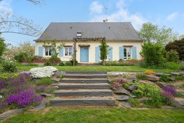 Maison Saint Barthelemy D Anjou 179 m2 5 chambres