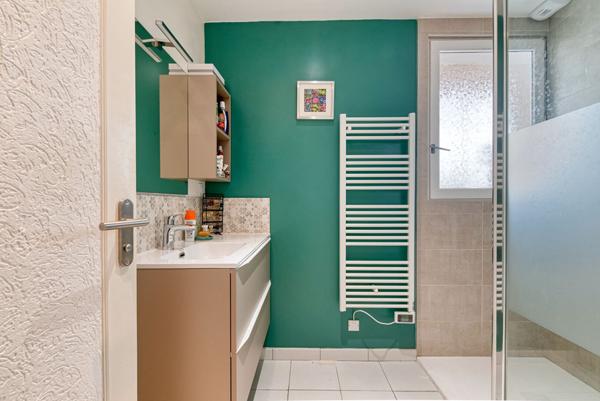 Maison Saint Barthelemy D Anjou 179 m2 5 chambres